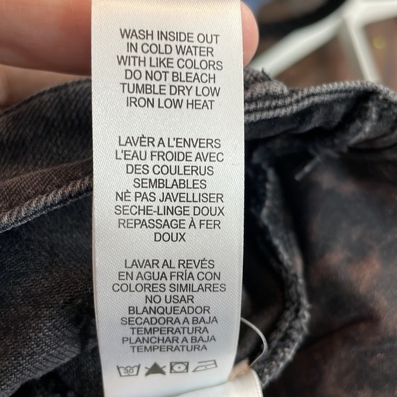 NEW Good American Black Denim Bombshell Cut Off Distressed Waist Shorts Sz 14 - Picture 15 of 17